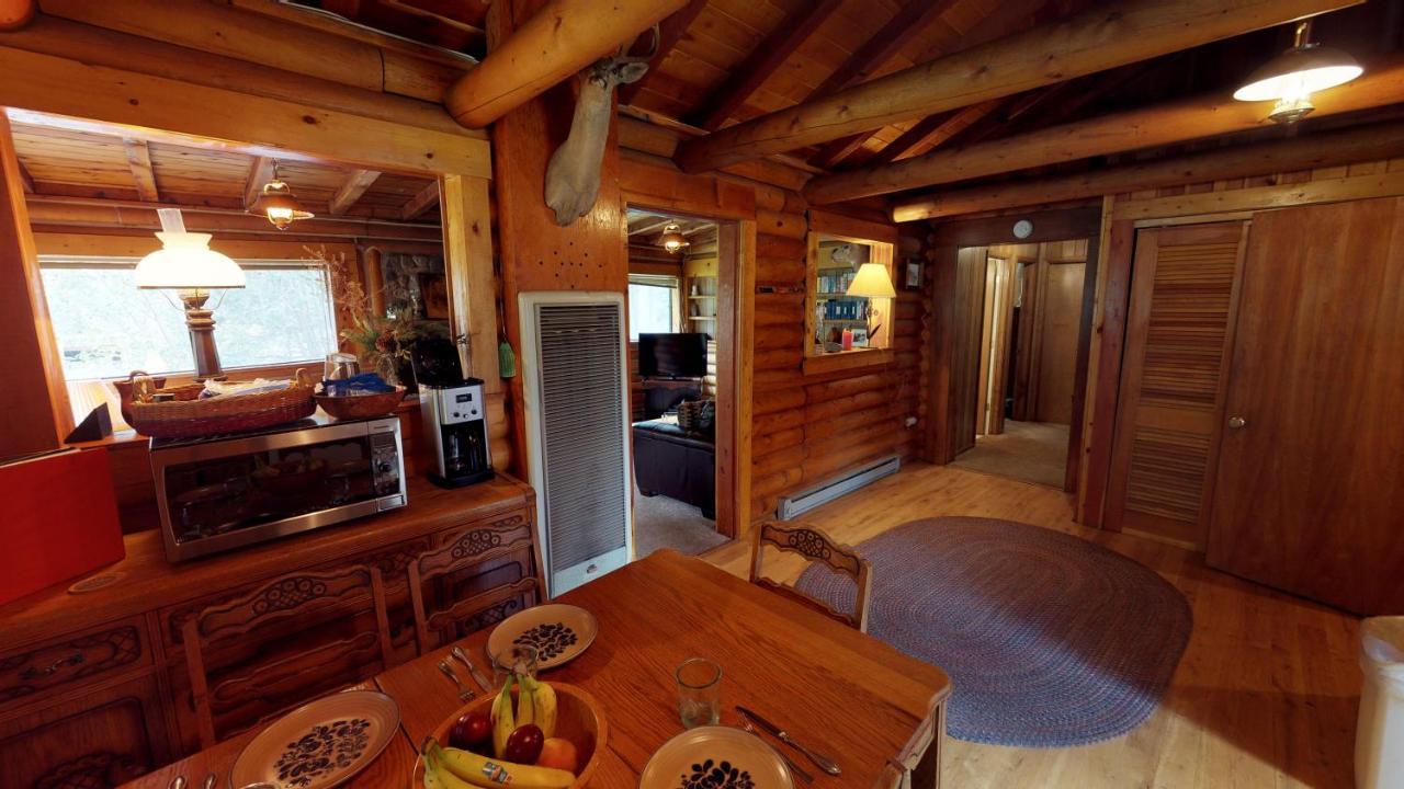 Bear Bait Cabin In Upper Valley With High Speed Wifi Red River Exteriér fotografie